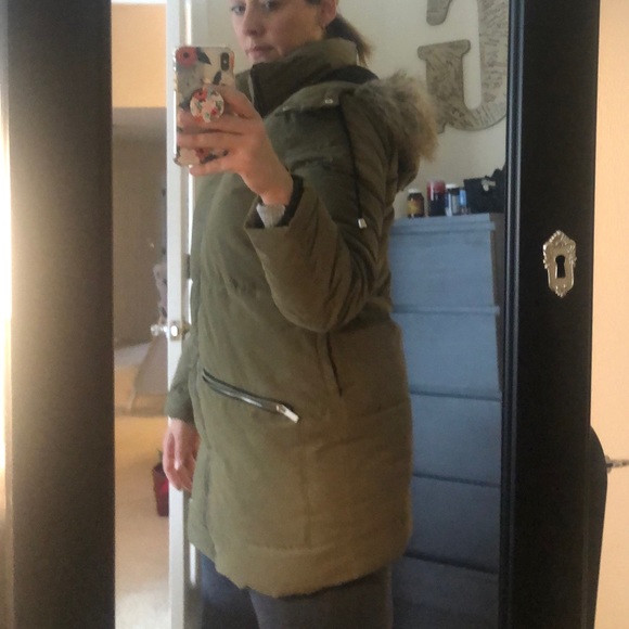 Old Navy Winter Coat - Picture 4 of 4